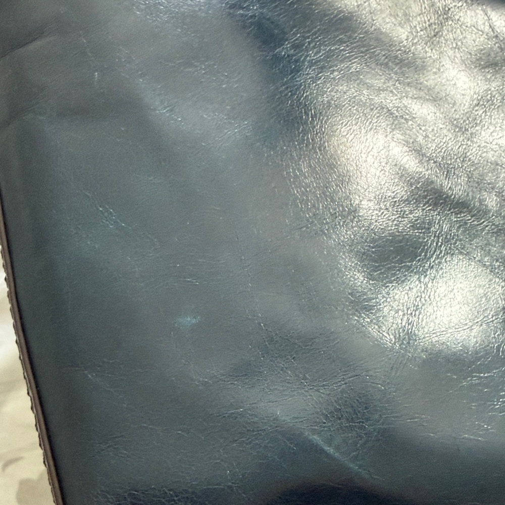 HOBO Teal Leather Shoulder Bag with Gold Hardware - Picture 7 of 9